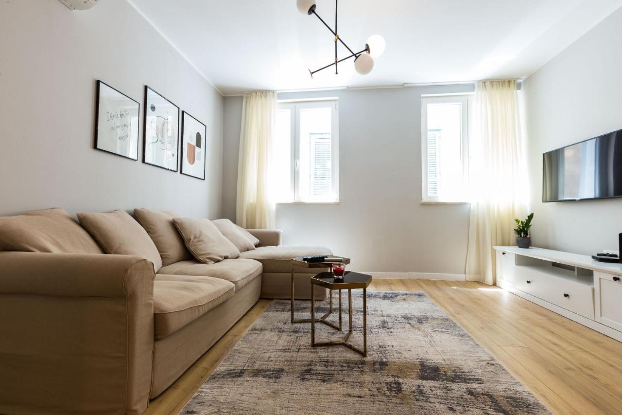 Karla'S Exclusive Central Apartment زادار المظهر الخارجي الصورة